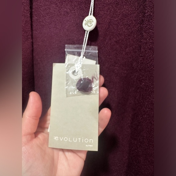 NWT EVOLUTION BY CYRUS Myna Lightweight Button Sleeve Cardigan - Picture 3 of 6